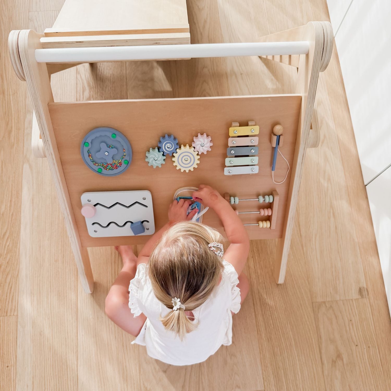 Houten Montessori Pikler Driehoek 3-in-1 | Klimrek, Glijbaan & Activiteitenbord