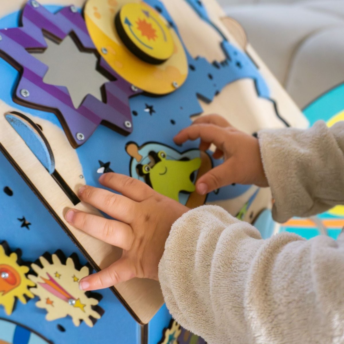 Houten Montessori Activiteitenhuis | Montessori Speelgoed | Educatief Speelgoed voor Motoriek & Vaardigheden - Baby Doo