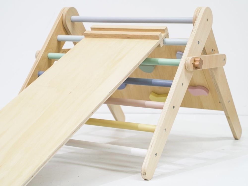 Houten Montessori Pikler Driehoek 3-in-1 | Klimrek, Glijbaan & Activiteitenbord
