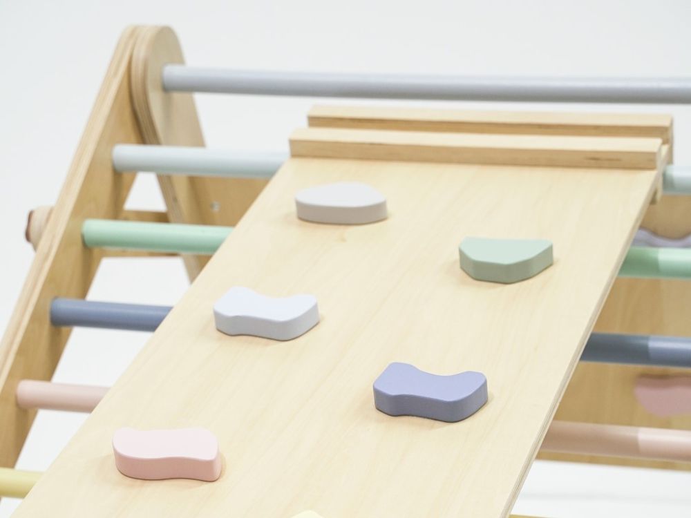 Houten Montessori Pikler Driehoek 3-in-1 | Klimrek, Glijbaan & Activiteitenbord