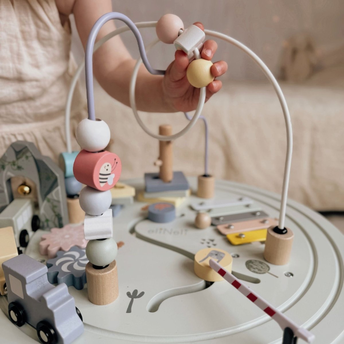 Houten Activiteitentafel | Montessori Speeltafel met Kralenbaan & Xylofoon - Baby Doo