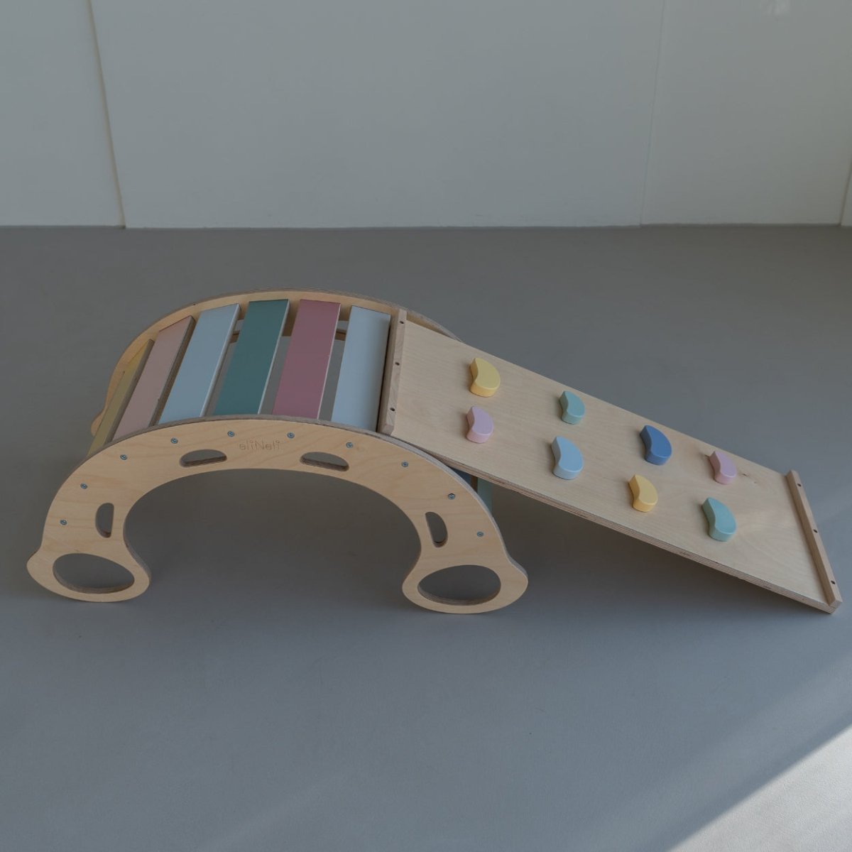 Houten Klimboog 5 - in - 1 | Montessori Klimboog met Glijbaan & Ladder | De Wibbi - Baby Doo