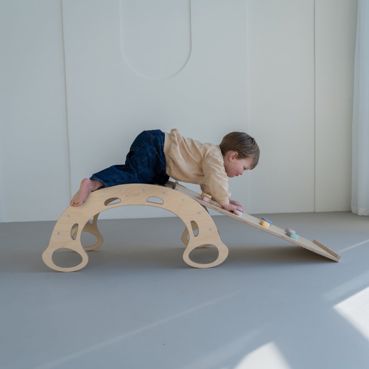 Houten Klimboog 5 - in - 1 | Montessori Klimboog met Glijbaan & Ladder | De Wibbi - Baby Doo