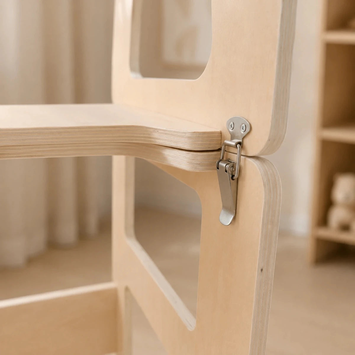 Houten Leertoren 3 in 1 met Krijtbord en Kindertafel vanaf 1 Jaar - Baby Doo