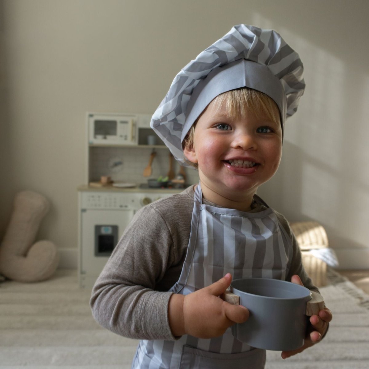 Houten Speelgoed Keuken Accessoires | Kookset met Pannen & Kleding - Baby Doo